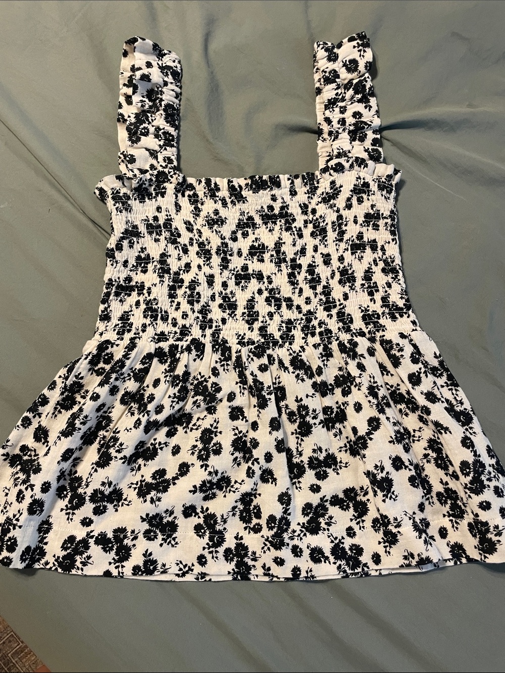 dylan Black & White Floral Smocked Peplum Tank